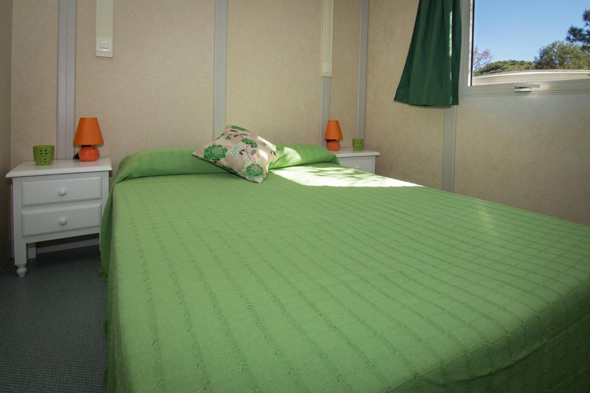 Camping Complejo Turistico & Cabopino 4*